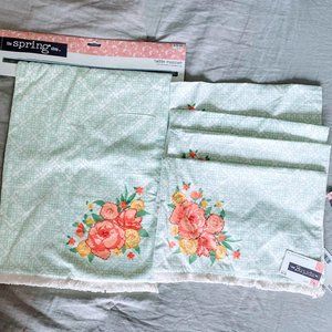 Mint Green & Cream Floral Table Runner And 4 Placemats Hobby Lobby